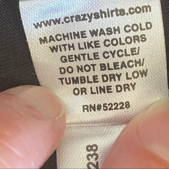 𝅺crazy Brand Tshirt size small - Picture 3 of 8